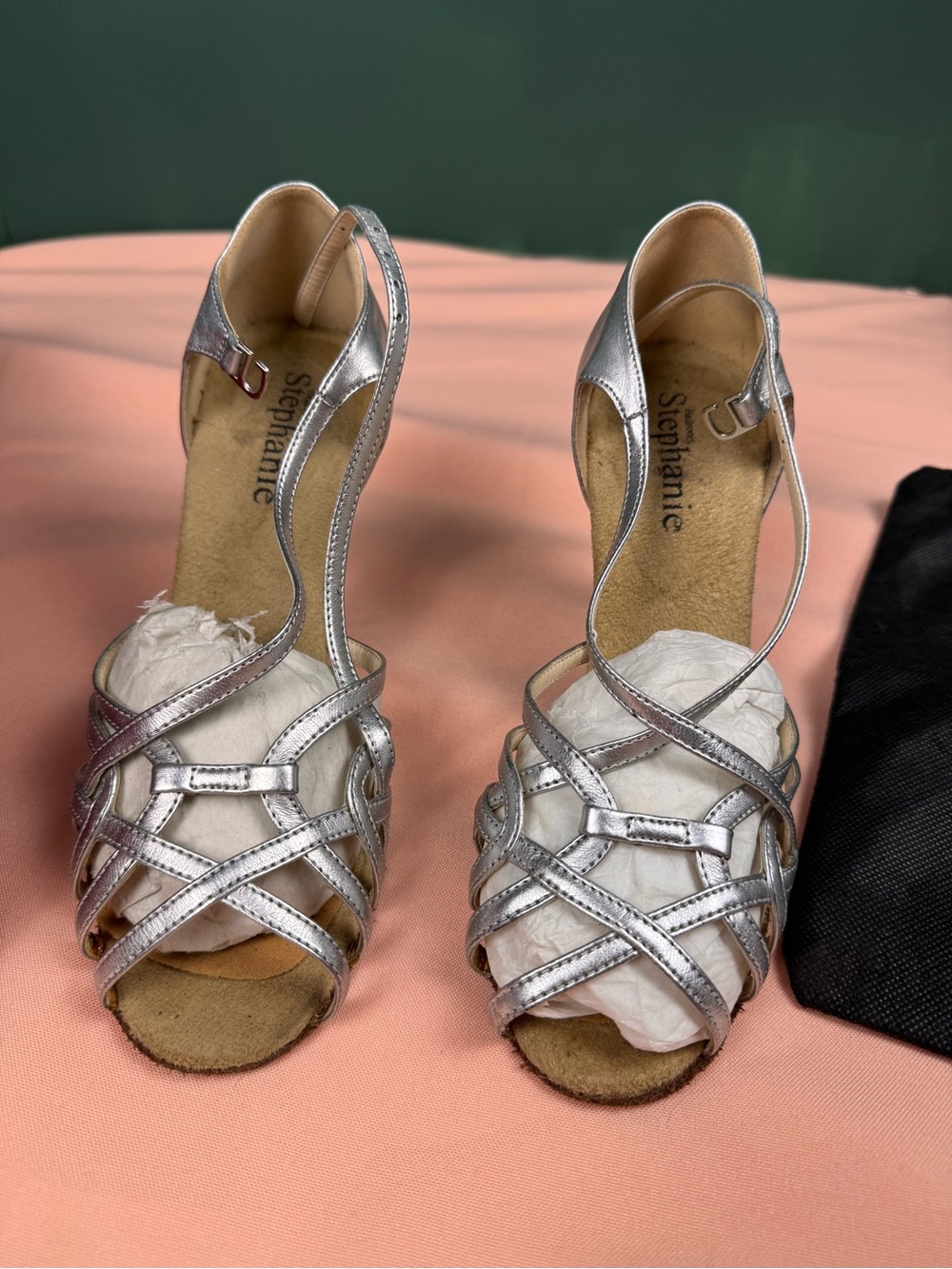 Stephanie Ballroom Silver Leather Dance Shoes 2.5” Heel Women’s US 7 w/ Bag 942